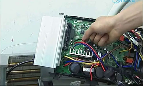 潮安美的空调电话是多少